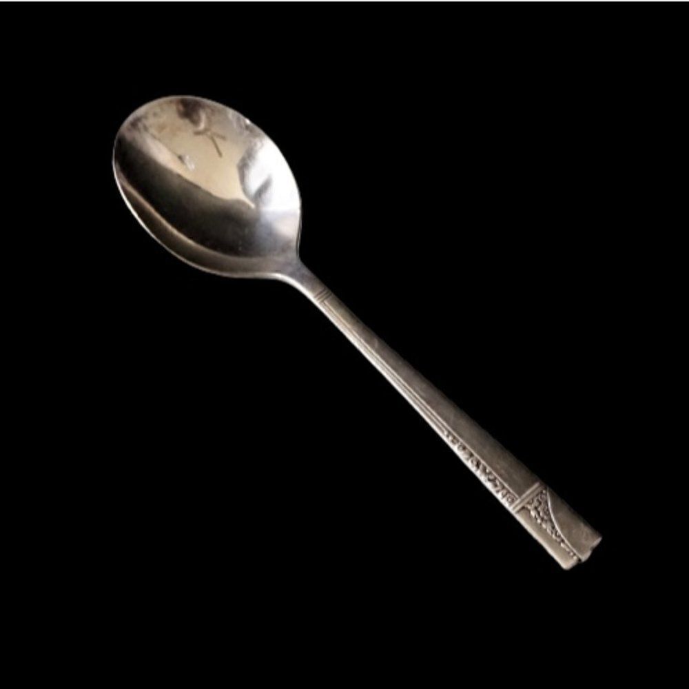 Vintage Round Bullion Spoon Oneida Nobility Plate 1937 Caprice Pattern